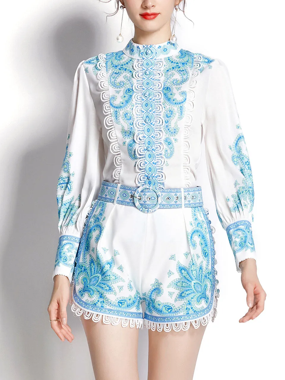 2PS White High Collar Floral Print Long Sleeved Shirt And Shorts Set
