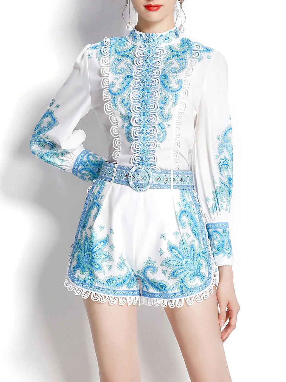 2PS White High Collar Floral Print Long Sleeved Shirt And Shorts Set