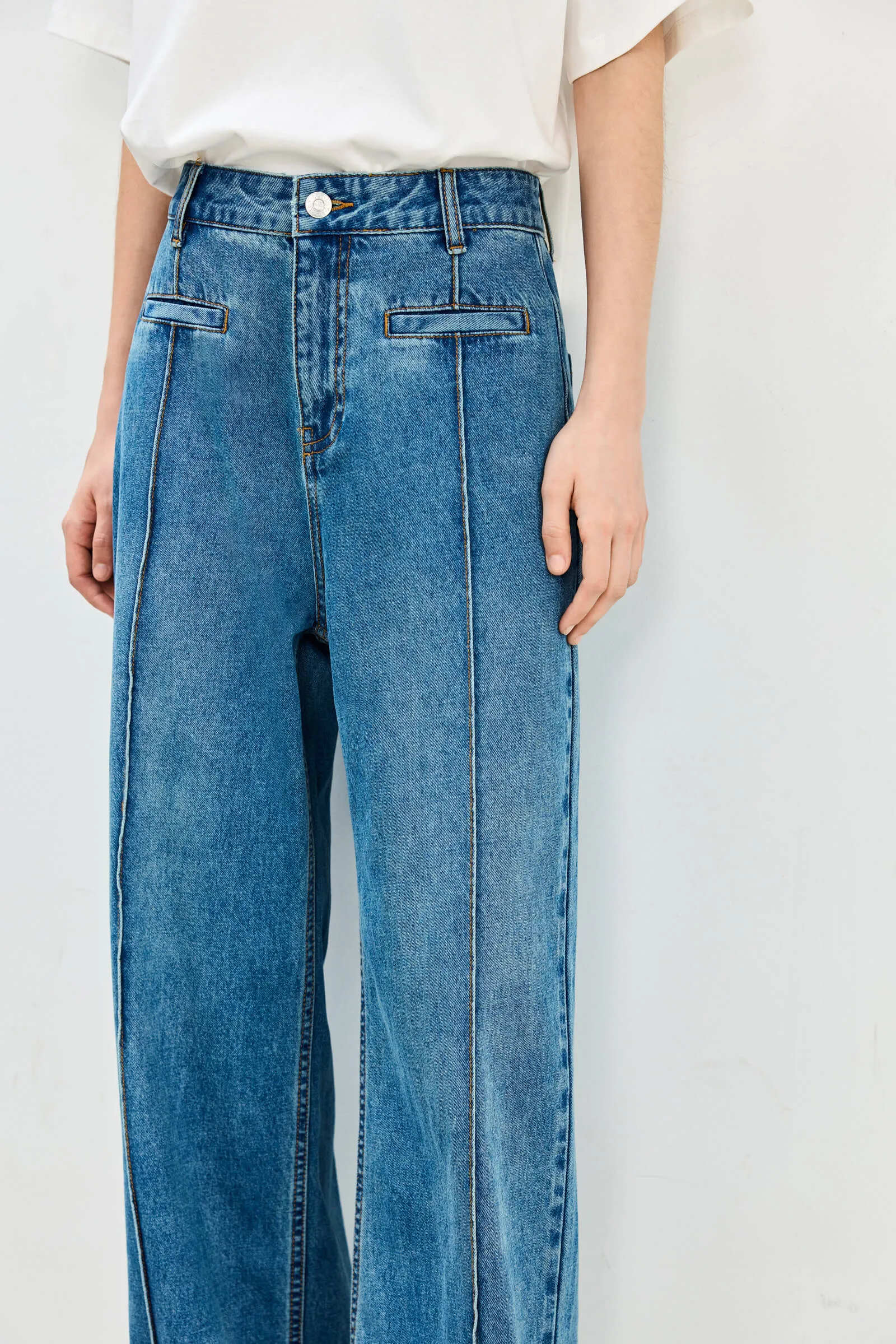 LILY Classic Straight Leg Jeans