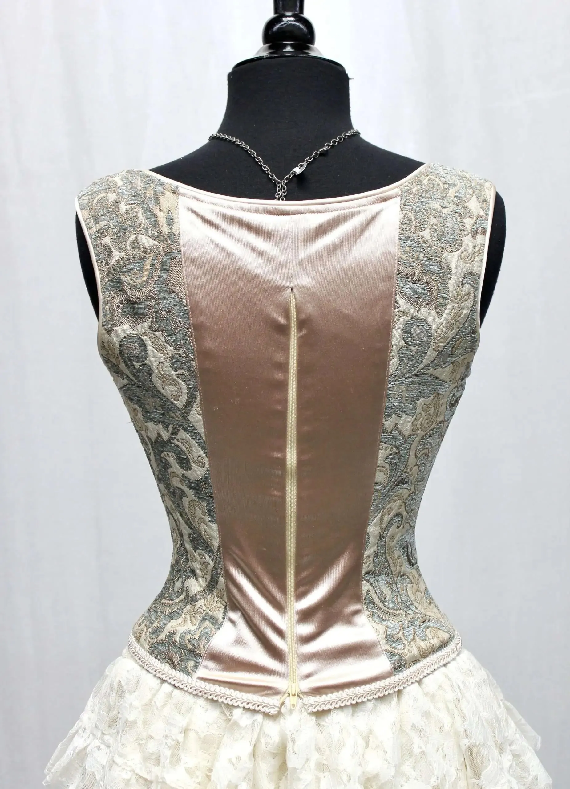 PIN BODICE - GREEN/IVORY TAPESTRY